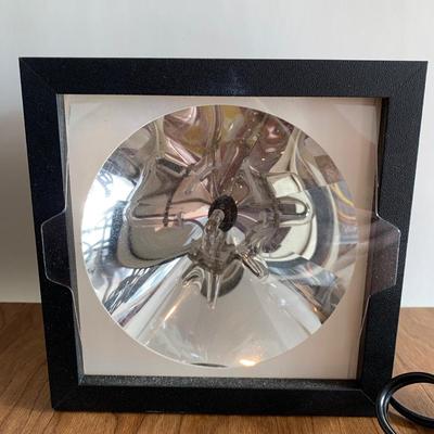 LOT 30 A: 2 Xenon Strobe Lights #1005