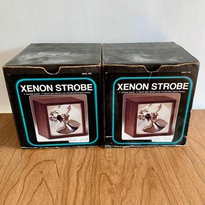 LOT 30 A: 2 Xenon Strobe Lights #1005