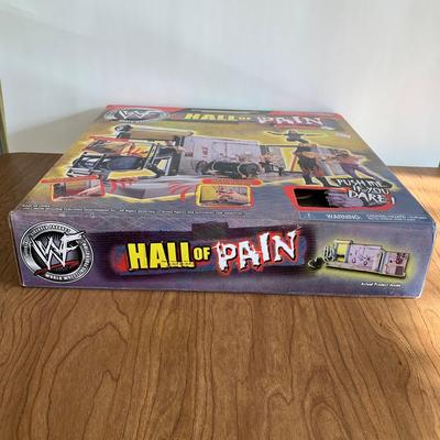 LOT 31 A: NIP Jakks Pacific WWF Hall Of Pain