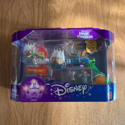 LOT 34 A: NIP Disney's Magical Miniatures Magic Kingdom Peter Pan's Flight & Dumbo The Flying Elephant Playsets w/ Disney...