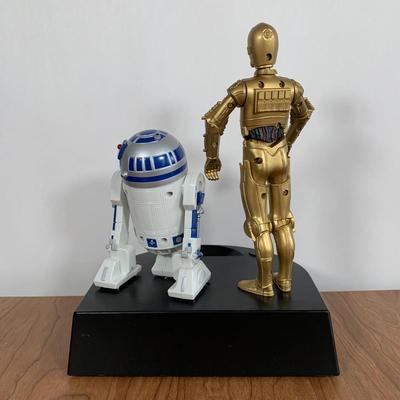 LOT 38 A: 1995 Thinkway Toys Star Wars Coin Bank & DK Readers Star Wars Galactic Crisis! by Ryder Windham