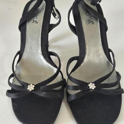 LOT 48: Gently Worn Poppies Boots Size 7.5, Easy Spirit Sandals size 7.5, Glamorous Pumps Size 7, & Prima Dress Sandals Size 7