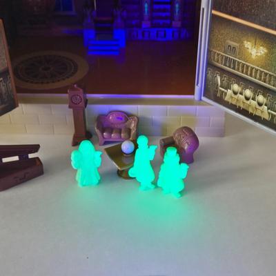 LOT 54B: Vintage Disney World Haunted Mansion