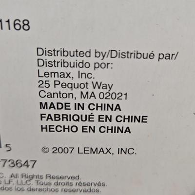 LOT 56B: New in Box Lemax Carnival Village Ticket Booth &Cotton Candy Stand