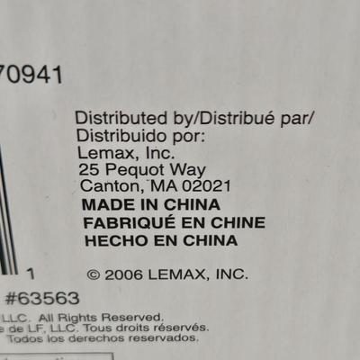 LOT 56B: New in Box Lemax Carnival Village Ticket Booth &Cotton Candy Stand