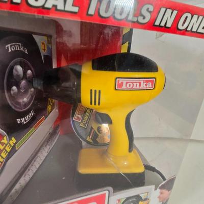 LOT 59B: New in Box Vintage VTECH Little Smart Smarty Talking Educational Toy & Tonka Toys Power Tools Set