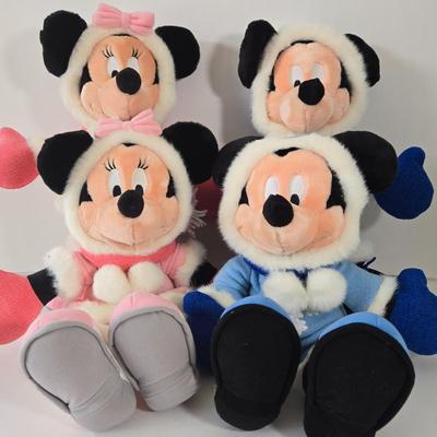 LOT 60A: All Bundled Up Minnie and Mickey x 2