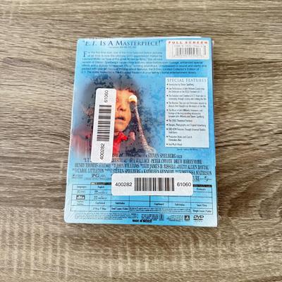 LOT 62B: NIP Kids' / Family DVDs: E.T., Ghostbusters, The Wizard of Oz, The Emoji Movie, Tom and Jerry: Paws for a Holiday & MVP...