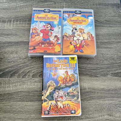 LOT 79A: Kids' DVDs & VHS Tapes: Shrek, Who Framed Roger Rabbit?, Osmosis Jones, Alvin and the Chipmunks, Land Before Time &...