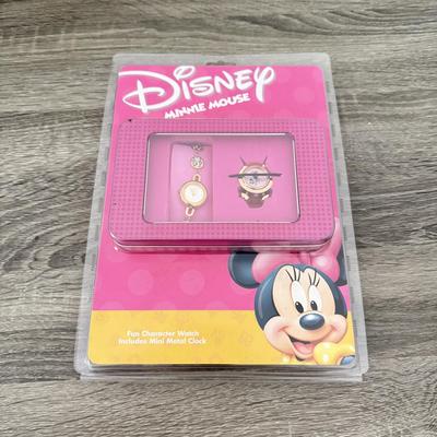 LOT 81A: Disney Mickey Mouse Comic Strip Print Bag & Disney Minnie Mouse Fun Character Watch and Clock Set