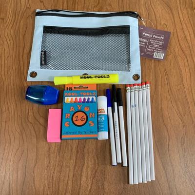 LOT 82 A: NWT 2 Eaglesport NFL ALUMNI Backpacks & Summit Ridge Backpack w/ NIP School Supplies