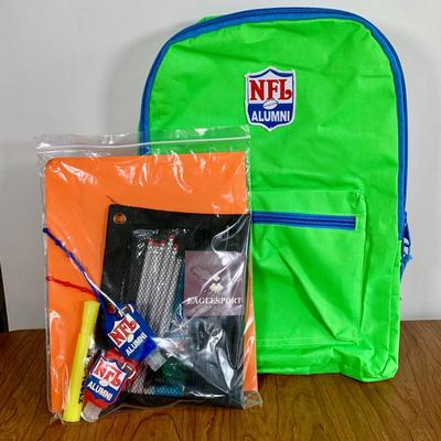LOT 82 A: NWT 2 Eaglesport NFL ALUMNI Backpacks & Summit Ridge Backpack w/ NIP School Supplies