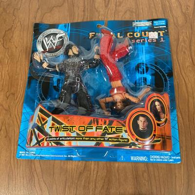 LOT 83 A: Jakks Pacific WWF Collection; Slammers Action Ring, NIP Final Count Series 1 Twist Of Fate, & More