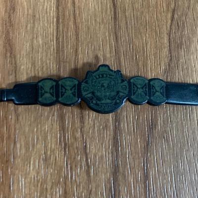 LOT 83 A: Jakks Pacific WWF Collection; Slammers Action Ring, NIP Final Count Series 1 Twist Of Fate, & More