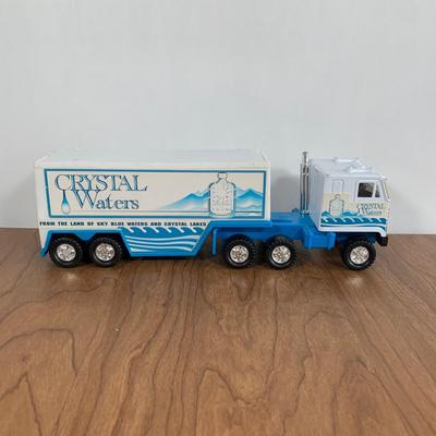 LOT 87 A: Tonka Farm Toys Collection; People, Animals, Fences, Cart, & More