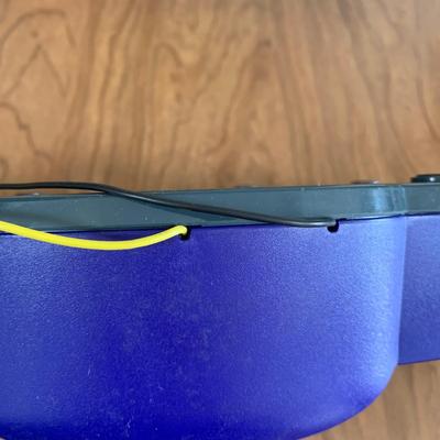 LOT 88 B: 2000 Wild Planet Radio DJ Broadcast Studio & 1993 Vtech Disney's Mickey Mouse Video Painter