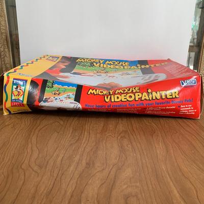 LOT 88 B: 2000 Wild Planet Radio DJ Broadcast Studio & 1993 Vtech Disney's Mickey Mouse Video Painter