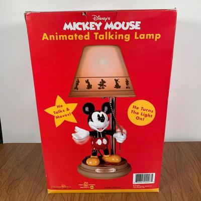 LOT 90 A: NIP Disney's Mickey Mouse Animated Talking Lamp
