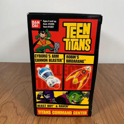 LOT 94 A: NIP 2004 BAN DAI DC Teen Titans Command Center Beast Boy & Raven Set 3 & 4 #12357