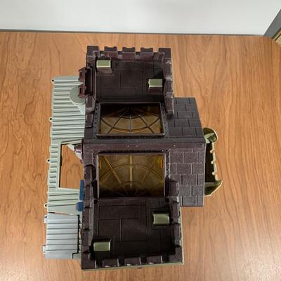 LOT 96 B: 1991 Kenner Animated Batman Wayne Manor Bat Cave Playset