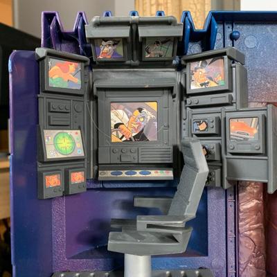 LOT 96 B: 1991 Kenner Animated Batman Wayne Manor Bat Cave Playset