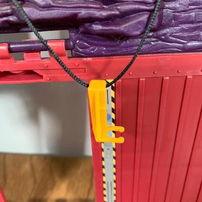 LOT 96 B: 1991 Kenner Animated Batman Wayne Manor Bat Cave Playset