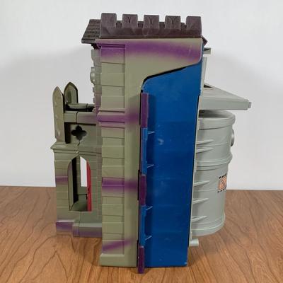 LOT 96 B: 1991 Kenner Animated Batman Wayne Manor Bat Cave Playset