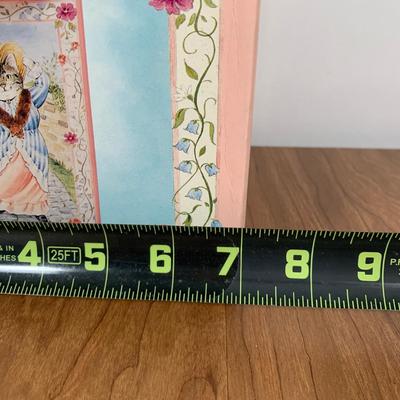 LOT 98 A: NIP 1988 Limited Edition Numbered Jeanette Curley Enesco Gift Gallery Londondary Ladies "Prudence" Musical Jack In...