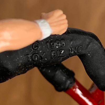 LOT 99 A: 1998 Toy Biz Co. WCW Miniature Metal Figurines