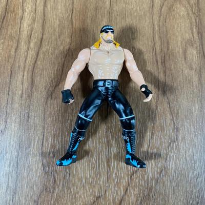 LOT 99 A: 1998 Toy Biz Co. WCW Miniature Metal Figurines