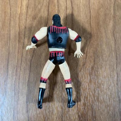 LOT 99 A: 1998 Toy Biz Co. WCW Miniature Metal Figurines