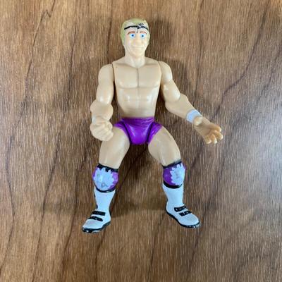 LOT 100 A: 1998 NWO WCW C-Pen, 1999 Collectible Playing Cards, & Miniature Figurines