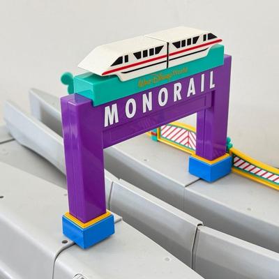 LOT 105B: Disney Parks Model Monorail Switch Station Walt Disney World Disneyland