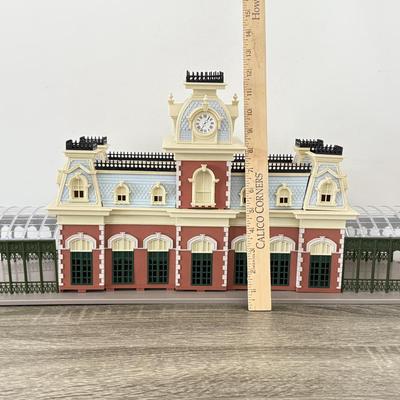 LOT 106B: Disney Parks Model Monorail Main Street Station