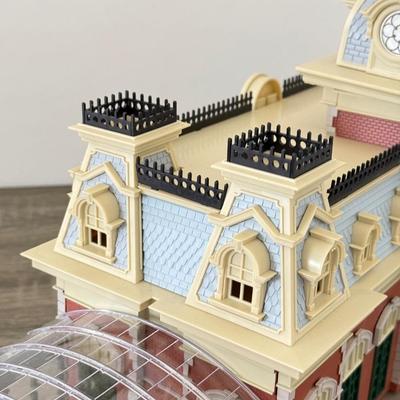 LOT 106B: Disney Parks Model Monorail Main Street Station