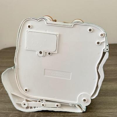 LOT 114B: 1998 Disney Trendmasters Beauty and the Beast Light-Up Castle Playset