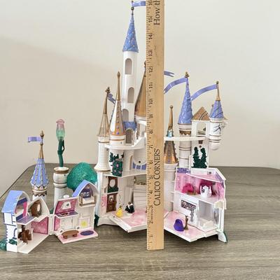 LOT 114B: 1998 Disney Trendmasters Beauty and the Beast Light-Up Castle Playset