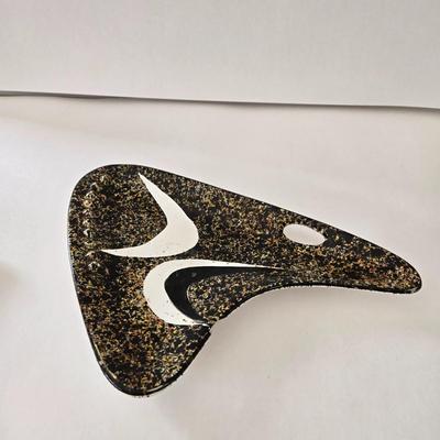 LOT 128L: Collection of Ashtrays & Small Square Frosted Plate