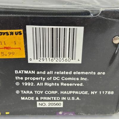 LOT 132L: Batman Collectors Case with a Variety of Batman Figures