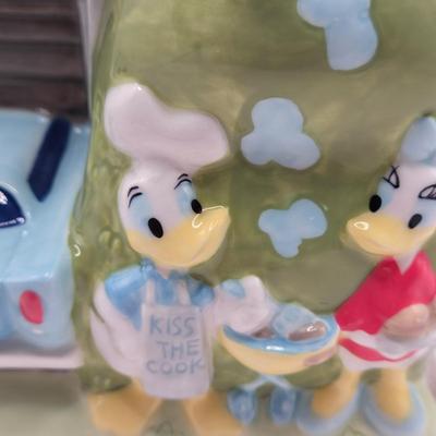 LOT 135A: New "Urban" Minnie & Mickey House Cookie Jar