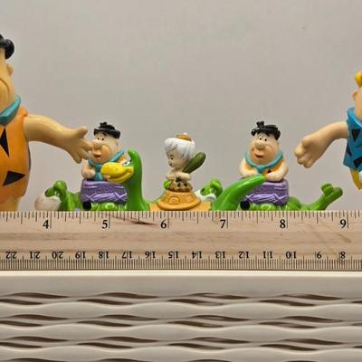 LOT 142A: Collection of Vintage Plastic & Bendable Toys