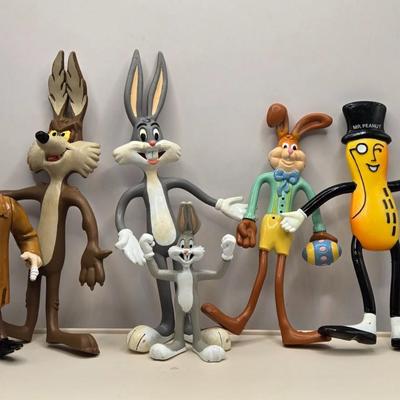 LOT 142A: Collection of Vintage Plastic & Bendable Toys