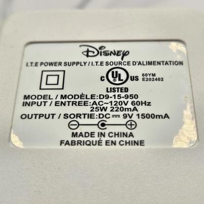 LOT 144L: Disney Mix Max Digital Music Player (Orange High School Musical) w/ 7 "Tapes" & Dock Model D9-15-950