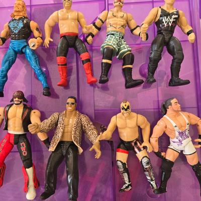 LOT 155B: "Are You Ready to Rumble ...." Act 2 ; Large Bin of Wrestler Toy Figures