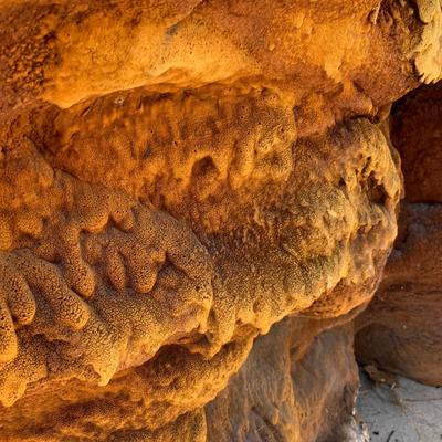 LOT 164 O: Faux Stone Foam Water Feature Fountain w/ Connectors