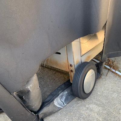 LOT 165 O: OMC Broil Mate Propane Grill #218984 w/ Cover