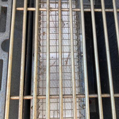 LOT 166 O: Home Depot Charmglow Gourmet Series Gas Grill #810-7600-S