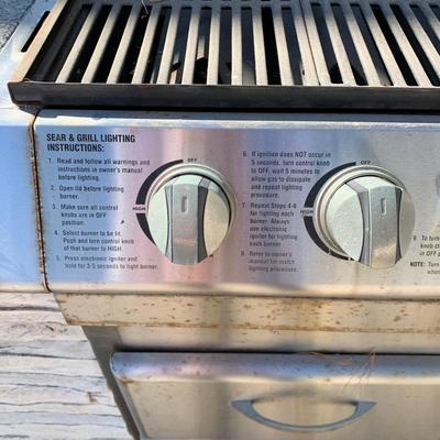 LOT 166 O: Home Depot Charmglow Gourmet Series Gas Grill #810-7600-S