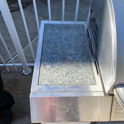 LOT 166 O: Home Depot Charmglow Gourmet Series Gas Grill #810-7600-S