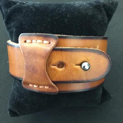 Leather cuff bracelet
